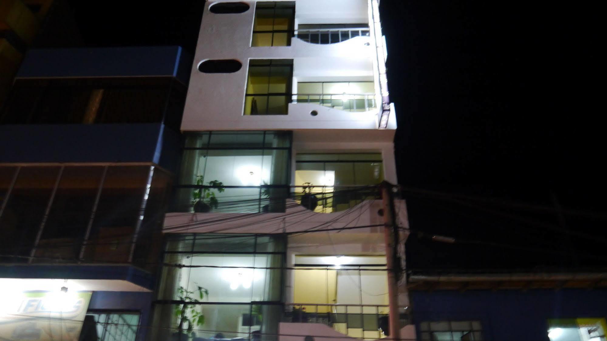 El Parque Hotel Andahuaylas Exterior photo